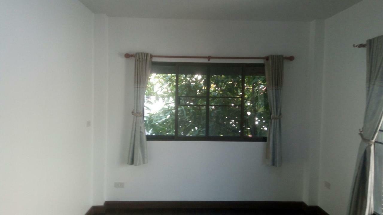 Room To Let 치앙마이 외부 사진