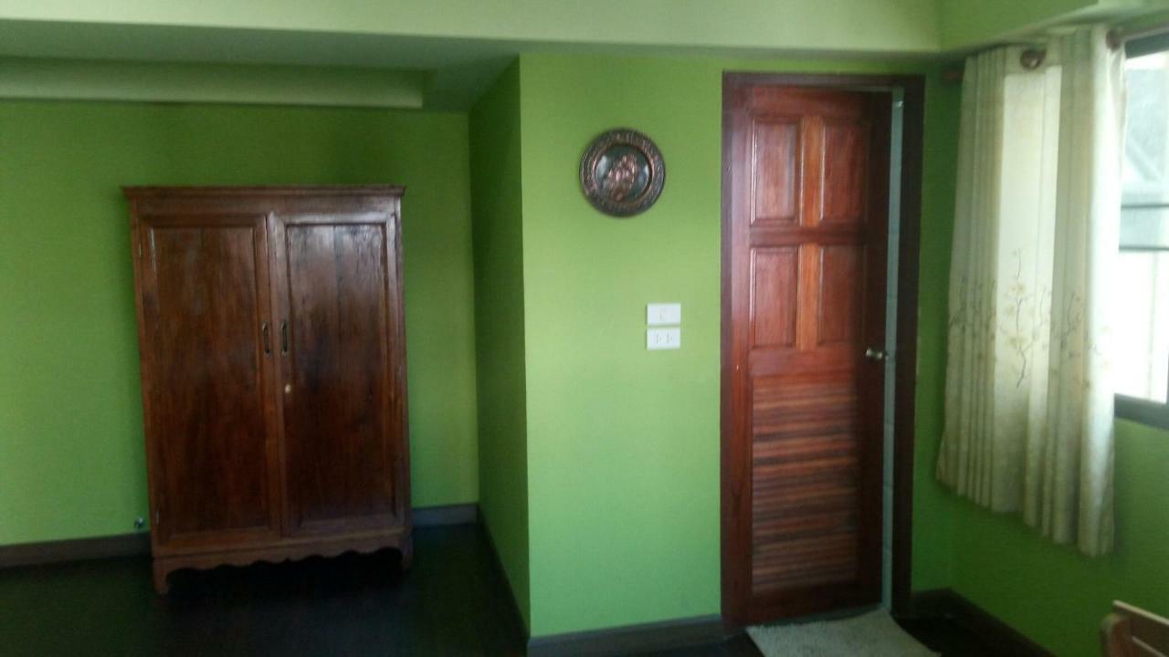 Room To Let 치앙마이 외부 사진