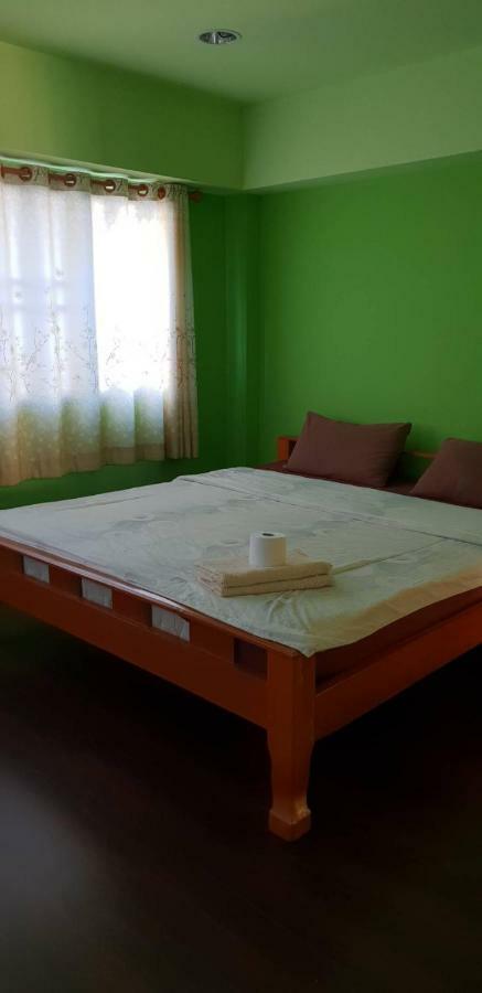 Room To Let 치앙마이 외부 사진